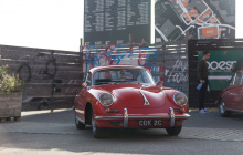 Luftgekühlt быстро сделало себе имя в Соединенных Штатах с пятью ежегодными шоу, посвященными Porsche с воздушным охлаждением в Лос-Анджелесе.