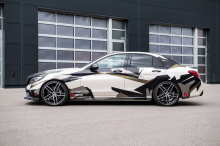 Команда G-POWER также предоставила эксклюзивную модификацию турбины. Все изменения и дополнения уменьшают противодавление отработавших газов, увеличивают поток воздуха и снижают температуру выхлопных газов. Более того, система впуска с новым воздушны