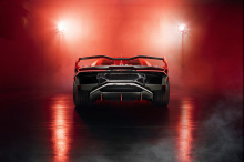 Lamborghini SC18 полностью легален на дорогах общего пользования, но владелец планирует использовать его в первую очередь на треке. Аэродинамика была разработана исходя из опыта Squadra Corse в мире автоспорта. Капот и воздухозаборники оформлены в ст