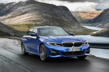На прошлой неделе анонимный источник из BMW Blog сообщил, что BMW M3 нового поколения сохранит ручную коробку передач. Это была отличная новость для энтузиастов, которые предпочитают сами переключать скорости, хотя это все еще только слухи. Тот же ис
