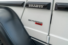 Final Edition начинает жизнь как обычный G63 AMG. Brabus переделали подвеску, включив в нее оригинальные оси от G 500 4×4² и специальную регулируемую систему подвески Brabus.