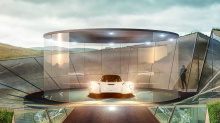 Галереи и логовища Aston Martin - причудливые гаражи для одного процента