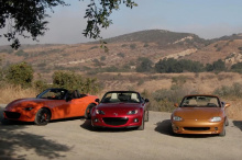 Он сделан в честь 30-летия маленького спортивного автомобиля и начинается с коллекции наследия Mazda, хранящейся в его научно-исследовательском центре в Калифорнии. Остальные видео будут посвящены каждому из четырех поколений автомобиля, включая проп