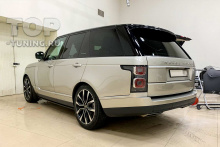 103034 Замена облицовок дверей на Range Rover Vogue 2020