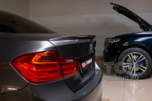 103145 Установка лип-спойлера на крышку багажника BMW F30