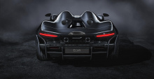 Независимо от того, как вы решите раскрасить его, McLaren Elva - невероятный суперкар. Лучшее, что можно представить, за 1,83 миллиона долларов. Всего будет построено 399 экземпляров, каждый из которых будет оснащен 4,0-литровым твин-турбо V8 мощност