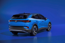 Volkswagen ID.4 будет первой полностью электрической моделью, которая будет установлена в новой немецкой линейке ID. Хотя в настоящее время не подтверждено ни одного высокопроизводительного варианта, мы видели, сколько VW может выжать из электродвига