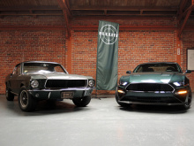 Кроме того, это не первый раз, когда Mach 1 заменил издание Bullitt. Mustang Bullitt 2001 года вышел на пенсию в 2003 году, когда дебютировал ограниченный тираж Mach 1. Однако этот Mach 1 был даже более мощным, чем Bullitt, благодаря V8, взятому из S