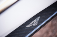 Разработанный опытными специалистами в рамках обширной программы, пакет Styling Specification включает в себя сплиттер переднего бампера, накладки на пороги с металлическими значками Bentley, задний диффузор и спойлер на крышку багажника из глянцевог