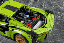 Первоначально Lego Technic Lamborghini Sian FKP 37 будет доступен для покупки в магазинах Lego и на сайте Lego с 1 июня, а затем станет широко доступным в других магазинах-партнерах LEGO и  у многих розничных продавцов по всему миру с 1 августа 2020 