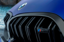 BMW M8 Competition - самое мощное двухдверное спортивное купе, из тех, что в настоящее время строит марка. Мощный 4,4-литровый двигатель V8 с двойным турбонаддувом под капотом имеет феноменальную пиковую мощность в 617 лошадиных сил и 750 Нм крутящег