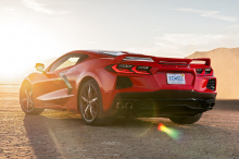 Car & Driver узнали, что инженеры GM создали усовершенствованный прототип версии 2020 Chevrolet Corvette Stingray, который был напечатан на 75 процентов на 3D принтере. Почему это было сделано, помимо получения дополнительного времени и опыта работы 