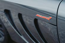 Предок сегодняшнего Mercedes-AMG GT, Mercedes-Benz SLR McLaren, был совместным проектом двух компаний, который длился с 2003 по 2010 год. Было построено всего 2517 экземпляров суперкаров Grand Touring с двигателем V8 с турбонаддувом со сборкой в Техн