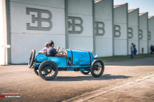 К сожалению, как всем известно, мечта продлилась недолго, так как Bugatti Autobili SPA из-за плохих экономических условий обанкротилась и прекратила свою деятельность в 1995 году. От итальянской авантюры после прихода ликвидаторов осталась прекрасная