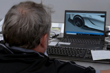 Модель GR Supra Sport Top, представленная на рендере, показанном в видео-тизере, строится как дополнение к Heritage Edition, со съемной крышей тарга, аналогичной по конструкции той, которая была доступна для Supra последнего поколения.