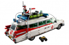 «Ecto-1» - это знаковая часть истории «Охотников за привидениями», и новый комплект Lego оживит его для поклонников благодаря таким функциям, как рабочий руль, рабочий капот, выдвигающееся заднее сиденье наводчика и «ищейка призраков» - часть оборудо