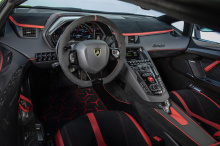 Стефан Винкельманн недавно взял на себя двойную роль генерального директора Bugatti и Lamborghini. Он возглавил Bugatti в 2018 году после непродолжительного управления подразделением Audi Sport после 11-летнего пребывания в должности генерального дир