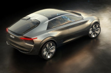 В рамках своей пятилетней стратегии «Plan S» Kia будет изобретать себя заново с новыми электромобилями и новым захватывающим логотипом. Согласно корейскому автомобильному блогу, Kia уже удалила логотип «Kia Motors» из своей штаб-квартиры и недавно по