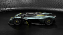 2021 год знаменует собой начало захватывающей новой эры для Aston Martin. Впервые за более чем 60 лет британский автопроизводитель возвращается в гонки Формулы-1, поскольку команда Racing Point F1, принадлежащая Лоуренсу Строллу, будет переименована 