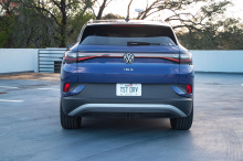 Volkswagen начал кампанию 29 марта 2021 года, объявив о планах переименовать свои операции в США в «Voltswagen of America». В пресс-релизе цитируется слова американского босса Volkswagen Скотта Кио: «Возможно, мы меняем нашу K на T, но мы не меняем с