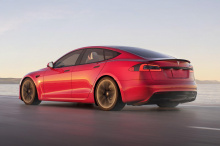 «Мы воодушевлены сильным приемом Model Y в Китае и быстро выходим на полную производственную мощность», - говорится в официальном заявлении Tesla. «Новые Model S и Model X также были исключительно хорошо приняты… и мы находимся на ранних стадиях нара
