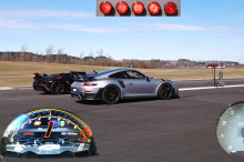 С тех пор обе машины были побиты Mercedes-AMG Black Series, который удерживает текущий рекорд круга Нюрбургринга с временем в 6 минут 43,616 секунды. Чтобы дать им еще один шанс проявить себя, Даниэль АБТ в своем последнем видео на YouTube сравнил 91