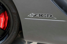 ACR, или American Club Racer, - это готовая к гонке, но все еще легальная для улиц версия Viper четвертого поколения.