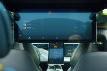 Faraday Future вышел в свет еще в 2017 году, когда анонсировал FF 91 – конкурента Tesla Model X с мощностью более 1000 лошадиных сил и временем разгона с нуля до сотни всего за 2,39 секунды. С тех пор калифорнийский стартап столкнулся с серьезными фи