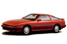 С 1 июля Toyota начнет предлагать запасные части для обоих поколений Supra, включая главный цилиндр сцепления, цилиндр выключения, тормозной шланг и ручку панели управления кондиционером для водителей A70.