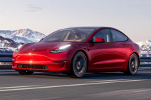 Один ключевой ингредиент Tesla Model 3 - отсутствие радара - не позволил электромобилю сохранить свой статус «Top Safety Pick+» от Страхового института дорожной безопасности (IIHS) и «Top Pick» от Consumer Reports.