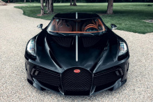 Bugatti часто держит специальные проекты с строгом секрете, поэтому может пройти некоторое время, прежде чем мы увидим эту новую модель публично. Поскольку товарный знак был зарегистрирован в Германии, очень мало шансов, что Bugatti сможет продемонст