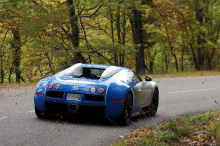 Затем он был инспектором по качеству в крупных автомобильных компаниях, таких как Mahle и BBS. Когда Bugatti планировала свое большое возвращение в 2004 году, Дженни мельком увидел Veyron и сразу же зацепился за него. Вскоре после этого его наняли дл