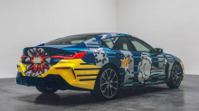 BMW также подчеркивает, что для нанесения лакокрасочного покрытия требуется более 200 часов. Таким образом, даже если покрасочный цех фирмы работает на полную мощность, он может красить только четыре автомобиля каждую неделю.