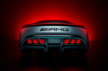 Vision AMG эффектно демонстрирует, как электрификация может выглядеть в Mercedes-AMG, оставаясь при этом верным эстетике бренда.