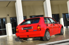Два года спустя, в 2026 году, Lancia выпустит новую флагманскую модель длиной 4,6 метра, что примерно равно длине Toyota RAV4. Ожидается, что эта модель станет кроссовером, впервые с 1958 года вернувшим имя Aurelia. Наконец, в 2028 году Lancia вернет