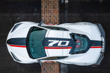 Официальным гоночным автомобилем для Indianapolis 500 в этом году является Chevy Corvette Z06