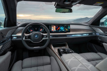 Управляя несколькими автомобилями с информационно-развлекательной системой на базе Android Automotive, такими как Polestar 2 и GMC Hummer EV Pickup, мы рады видеть, как BMW Group интегрирует эту технологию в свои приборные панели. Хотя в пресс-релизе
