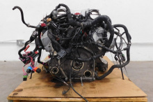 Если вы хотите купить уникальный двигатель для своего собственного творения, вы можете сделать со звучным двигателем V10. Это, безусловно, то, чего добивается продавец этого двигателя Audi R8 V10. Этот 5,2-литровый двигатель FSI, выставленный на eBay