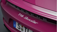 Компания Porsche добавила розовый оттенок в модельный ряд 718 Cayman и Boxster, а новые модели Style Edition окрашены в культовый оттенок Ruby Star Neo.