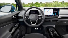 Автомобили VW ID.4 с одним задним двигателем и аккумуляторной батареей емкостью 77 кВтч обеспечивают увеличение мощности на 82 л.с. и увеличение крутящего момента на 253 Нм. Теперь пиковая мощность составляет 282 л.с. и крутящий момент 535 Нм, что на