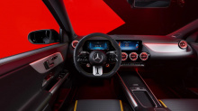 Mercedes-AMG GLA 45 S мощностью 415 л.с. — это высокопроизводительный компактный внедорожник