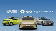Chery активно изучает бизнес по производству электромобилей высокого класса в Китае. Недавно компания выпустила седан Luxeed S7 EV, разработанный совместно с Huawei. Высококлассный бренд Chery начал продажи серии электромобилей под названием Exlantix
