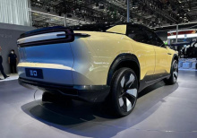 Ранее, в сентябре 2023 года, Changan представила концепт-кар CD701 как интегрированный внедорожник и пикап, основанный на интеллектуальной электрической платформе Changan SDA, с 5-местной компоновкой. Автомобиль может осуществлять двухрежимное перекл