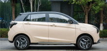 Yue 01 — второй автомобиль, выпущенный Electric House после мини-электромобиля Young Guangxiaoxin, выпущенного в августе 2021 года, по цене 59 800–65 800 юаней (750 000-826 000 рублей).