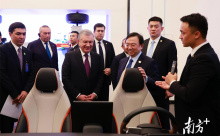 В ходе этого визита Мирзиёев и Ван Чуанфу, президент BYD, провели дистанционную церемонию запуска производства на новом заводе BYD в Узбекистане, ознаменовав официальный запуск производства Song Plus DM-i, первого автомобиля с этого предприятия. Кром