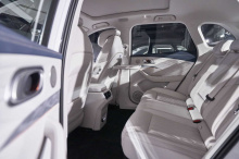 Бренд от Hozon Auto, основанный в 2014 году, продажи стартовали в 2019 году и на данный момент бренд представлен на рынке четырьмя моделями. Они состоят из двух относительно небольших автомобилей типа кроссовер-внедорожник, которые были первыми модел