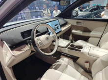 На Пекинском автосалоне 2024 года компания Toyota представила два новых электромобиля, которые скоро поступят в продажу.