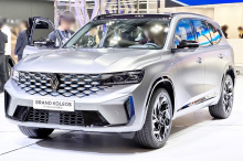 Сегодня состоялось открытие Международного автосалона в Пусане 2024 (BIMOS 2024), одного из крупнейших автомобильных шоу в Корее. В нём принимают участие такие автопроизводители, как Renault, Kia, Hyundai, BMW, Genesis и другие. Особое внимание на вы