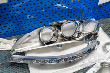 Замена ксенона на Bi LED – тюнинг оптики Mercedes Benz W221