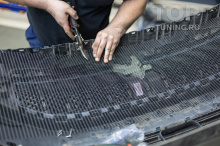 Установка сетки-фильтра в бампер Войя Фри 1 – защита радиатора на заказ